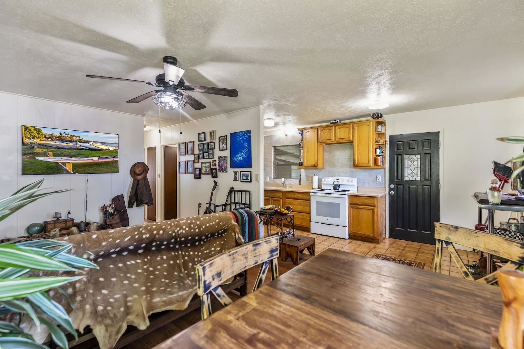 1144 Nakui St