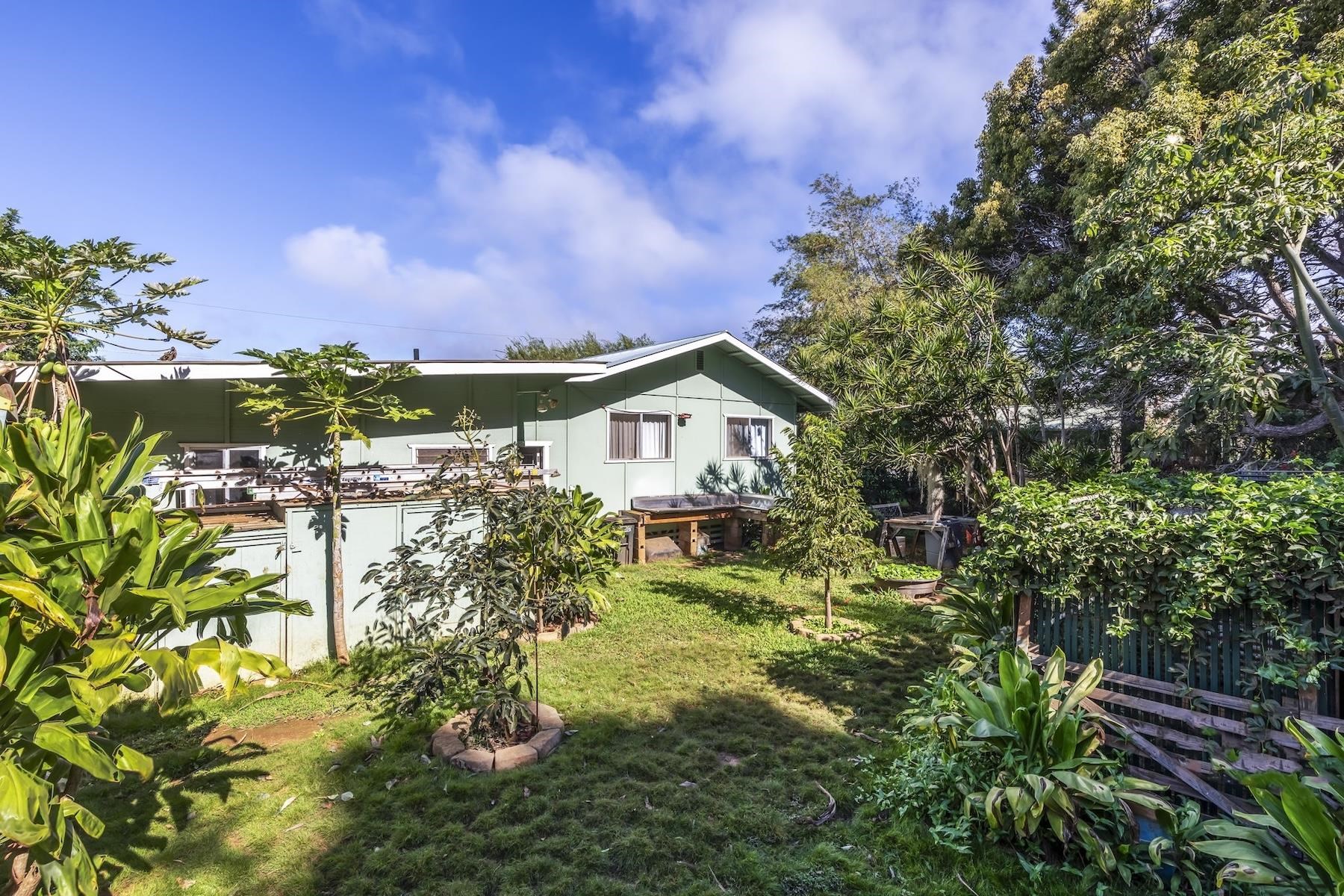 1144 Nakui St