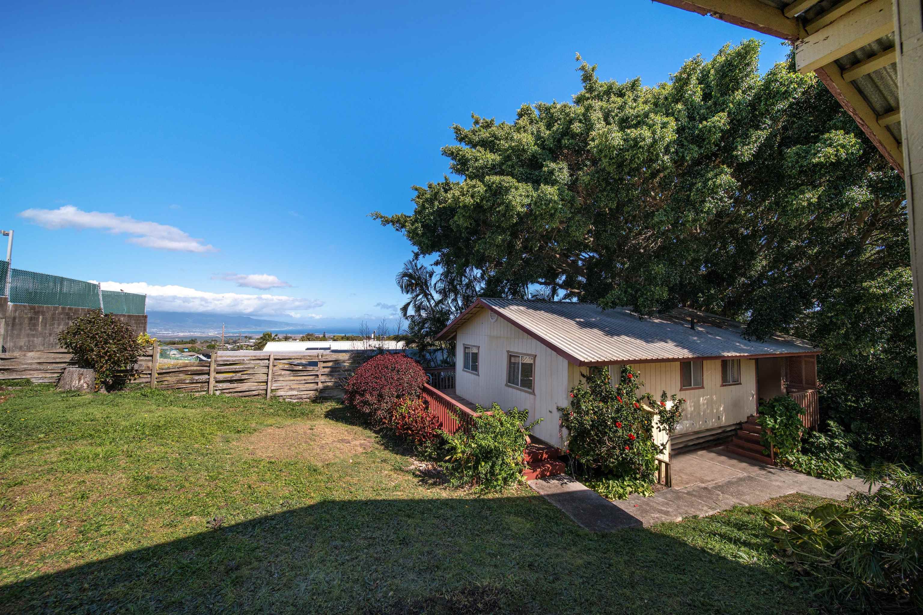 3344 Kihapai Pl