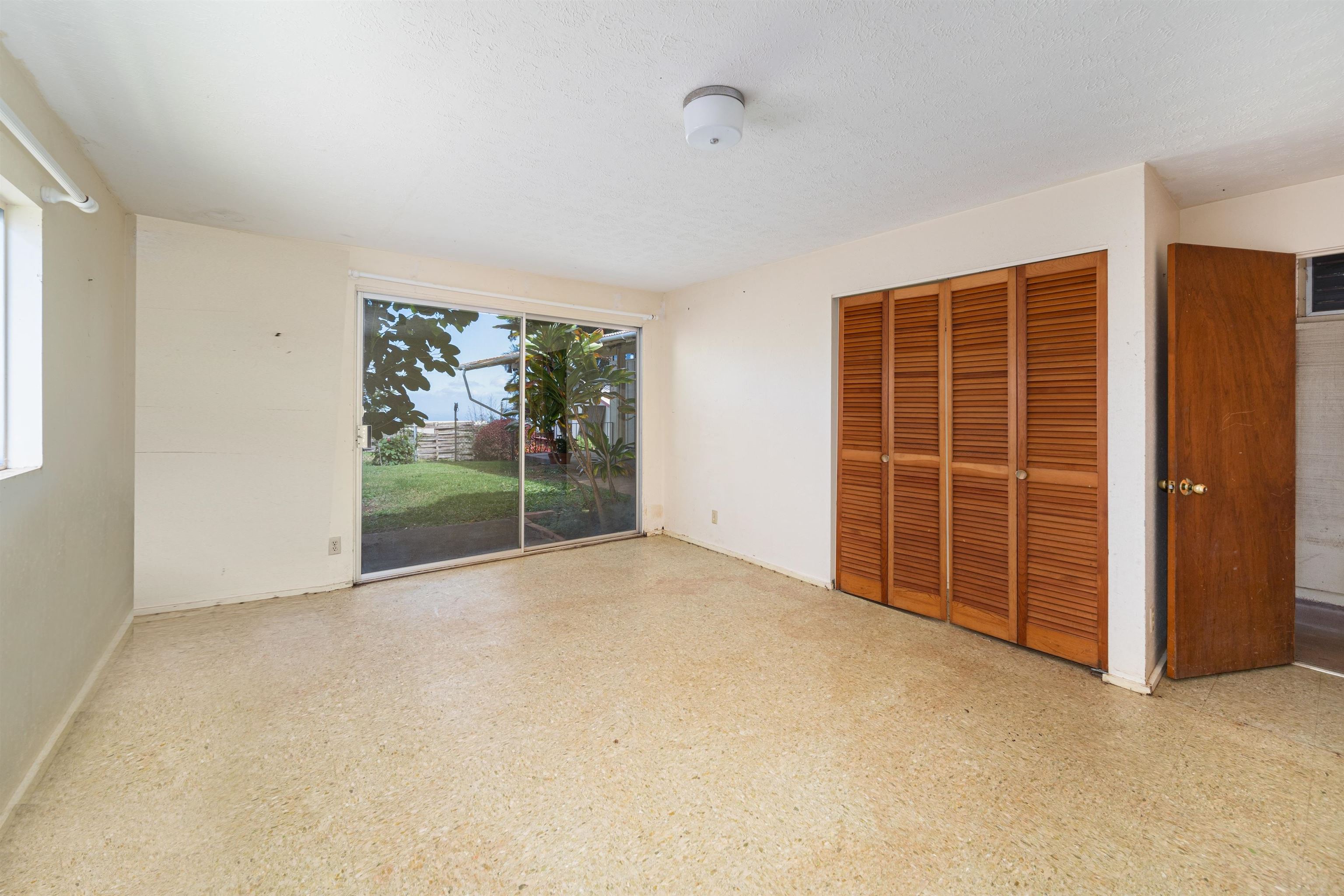 3344 Kihapai Pl