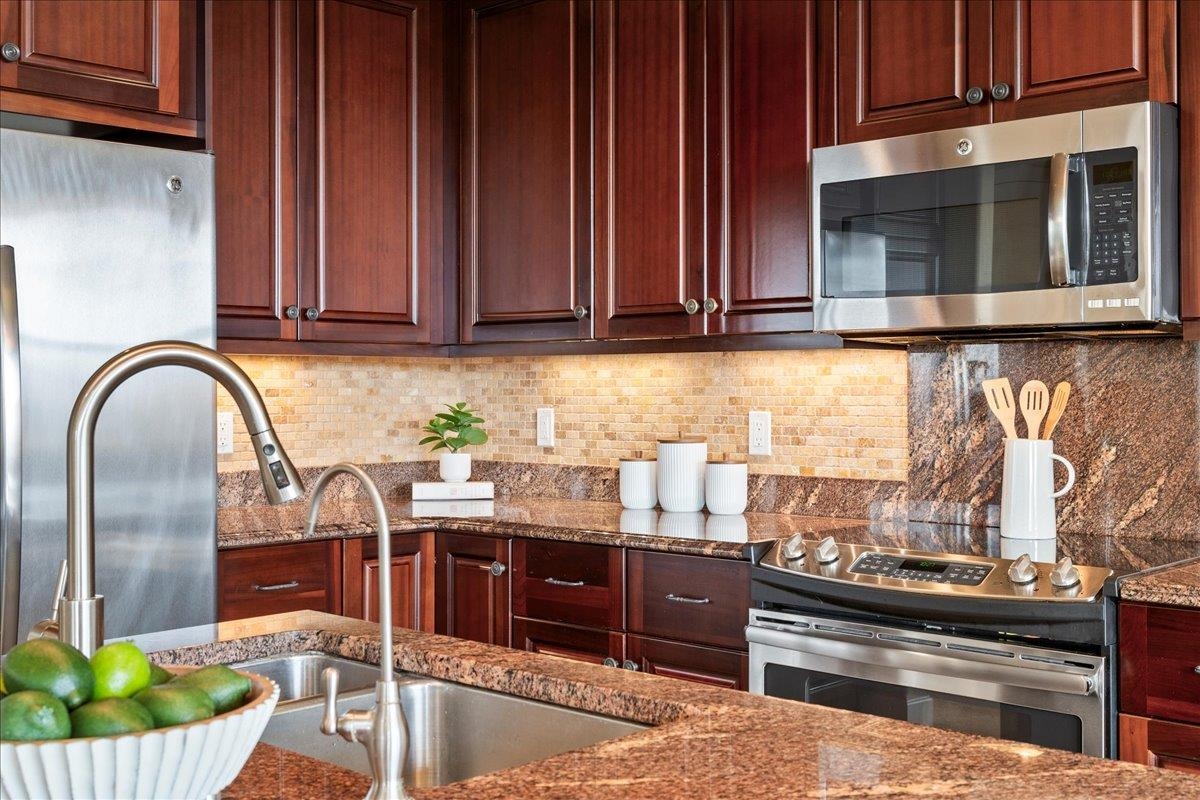 63 Awela Cir Unit: 3002