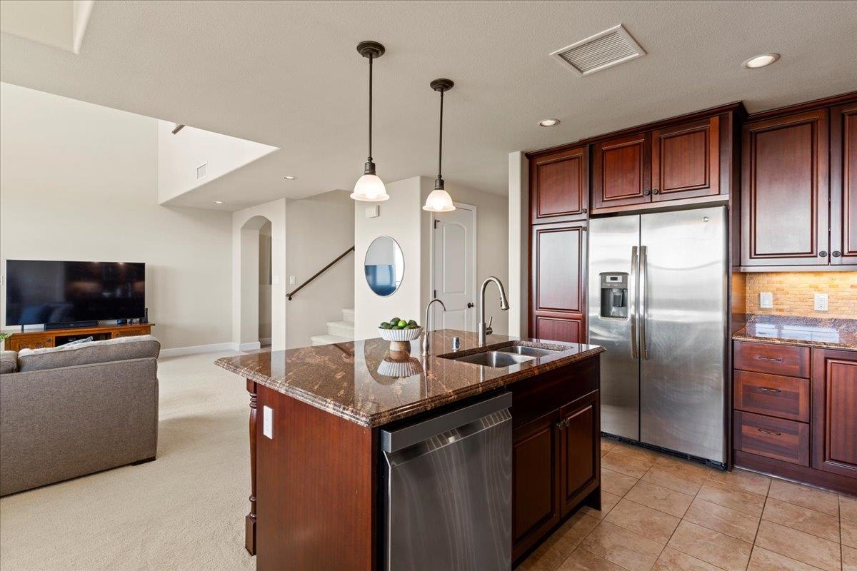 63 Awela Cir Unit: 3002