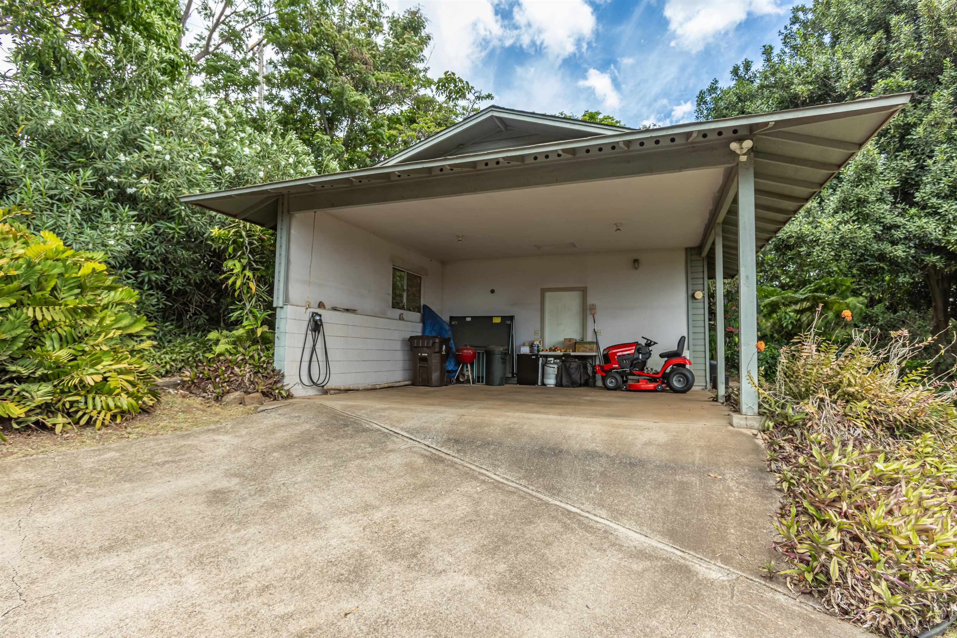 1195 Omaopio Rd Unit: Unit A