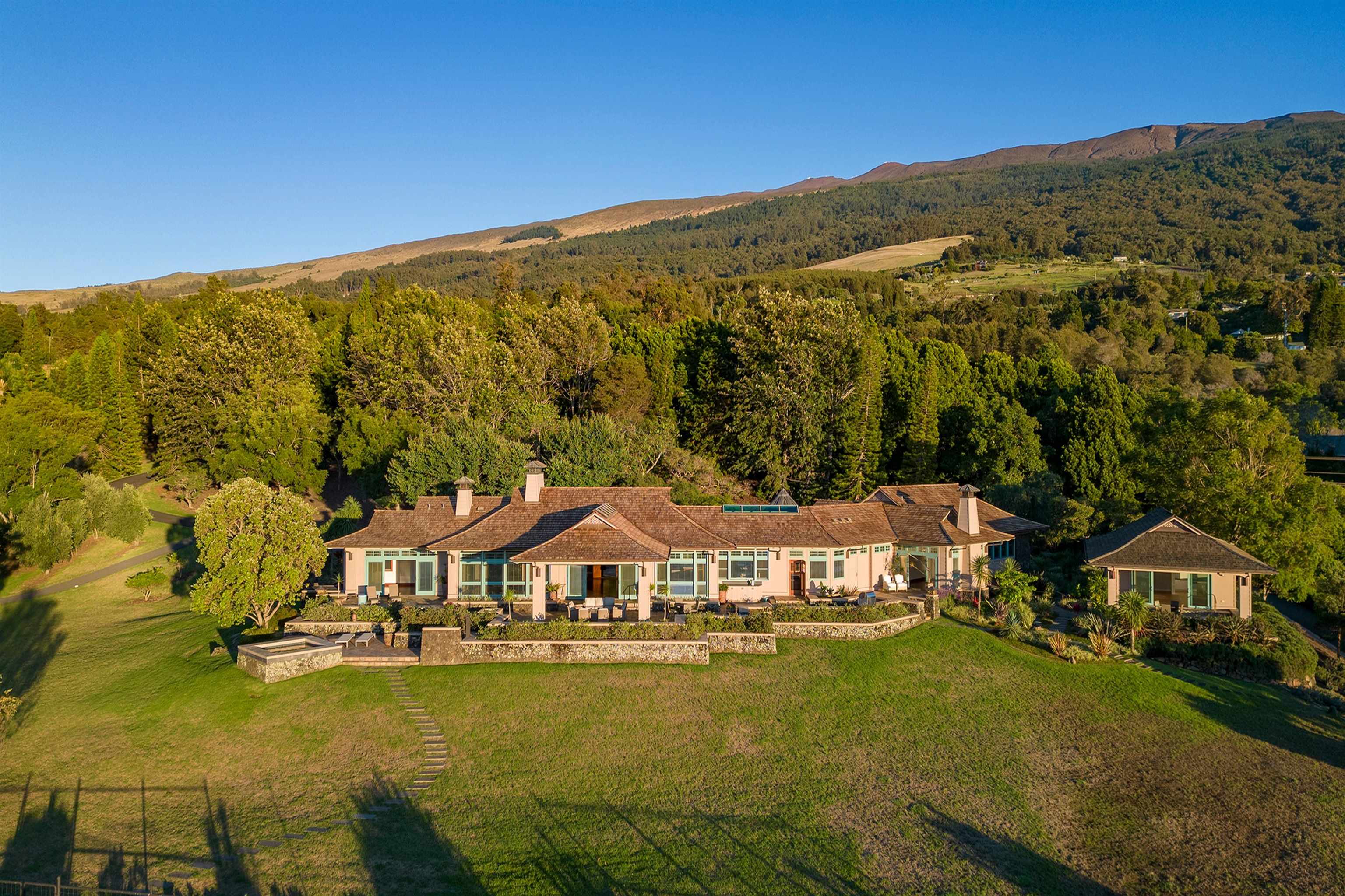 95 & 285 Kekaulike Ave