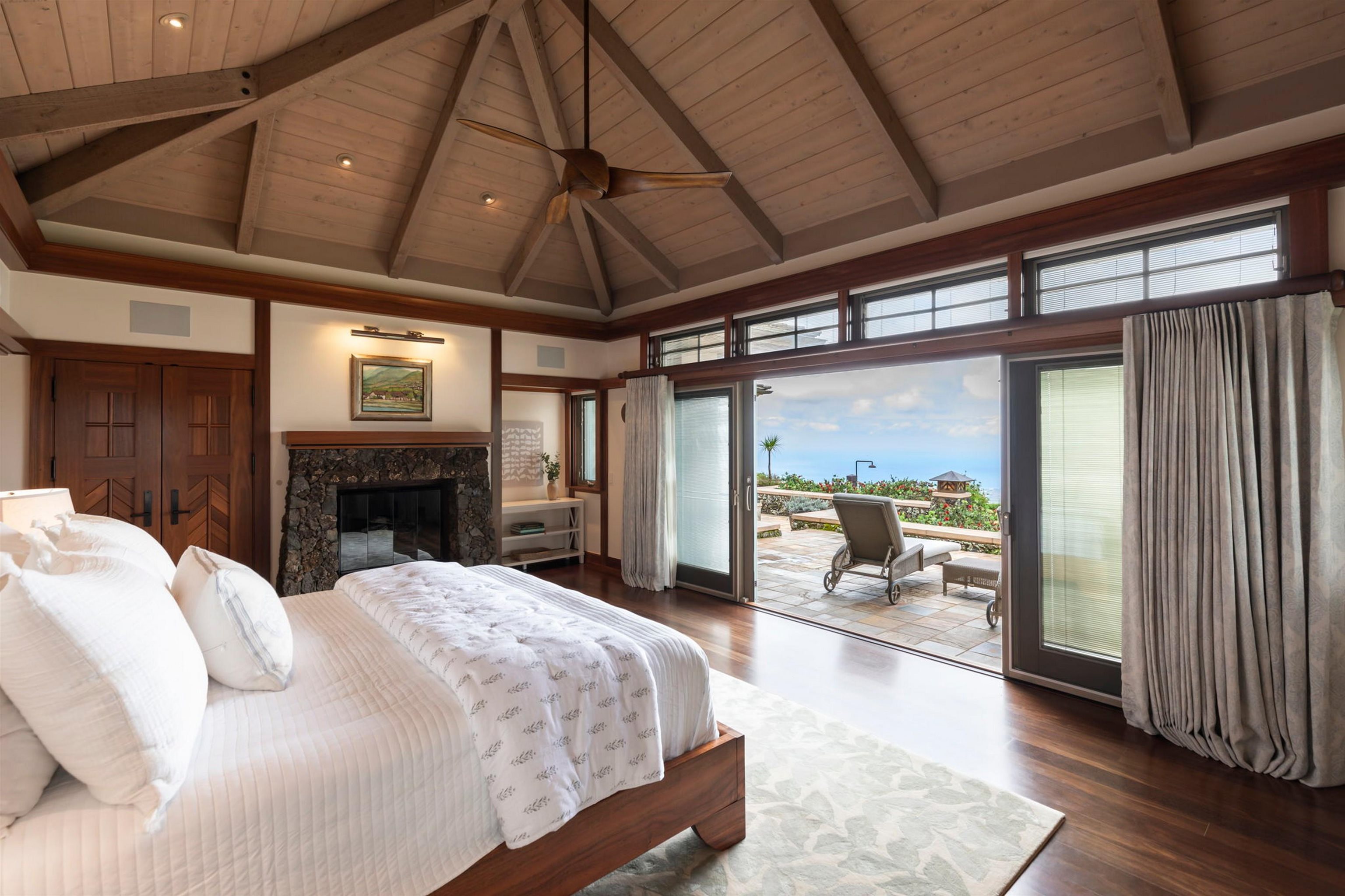 95 & 285 Kekaulike Ave