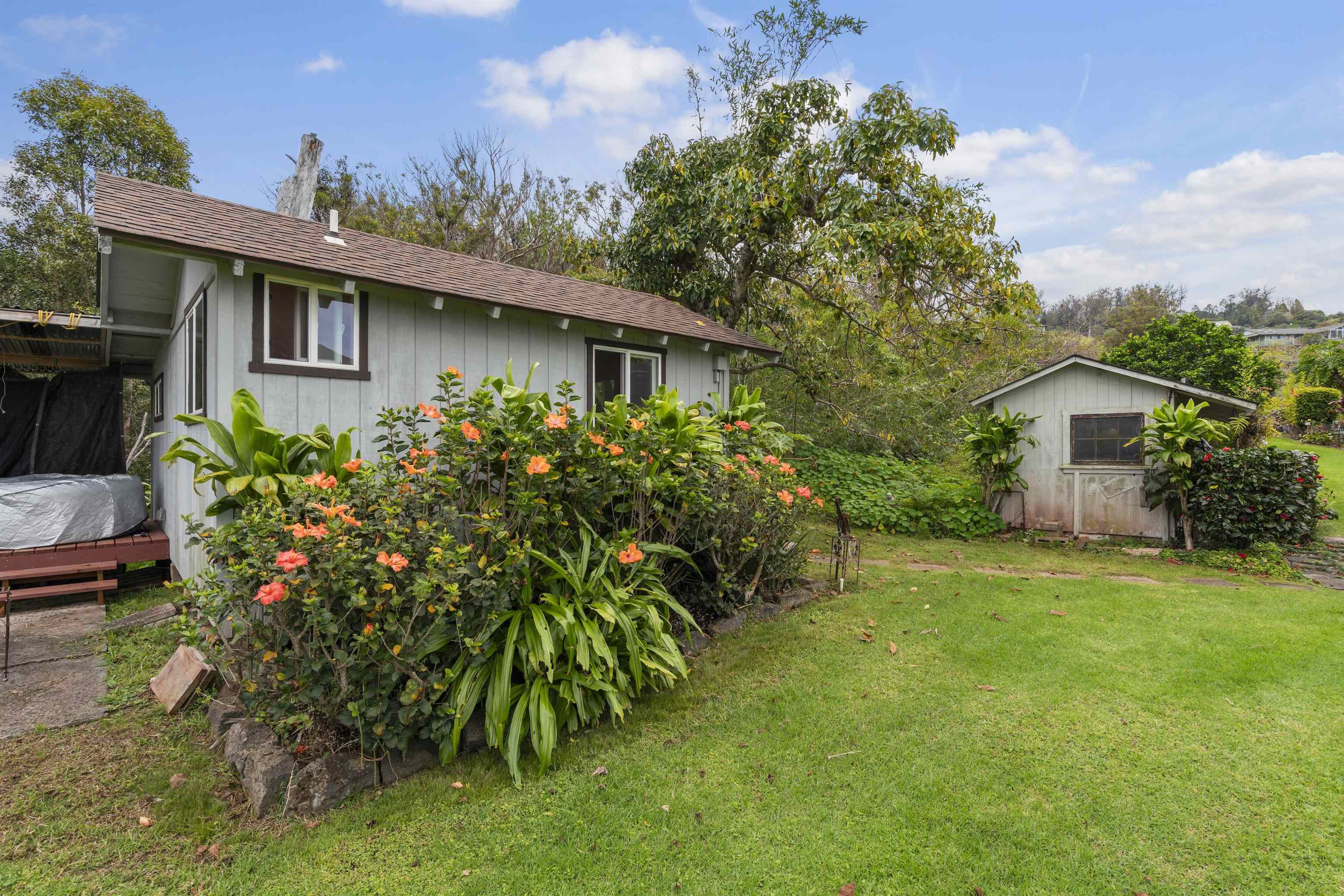 1423 Olinda Rd