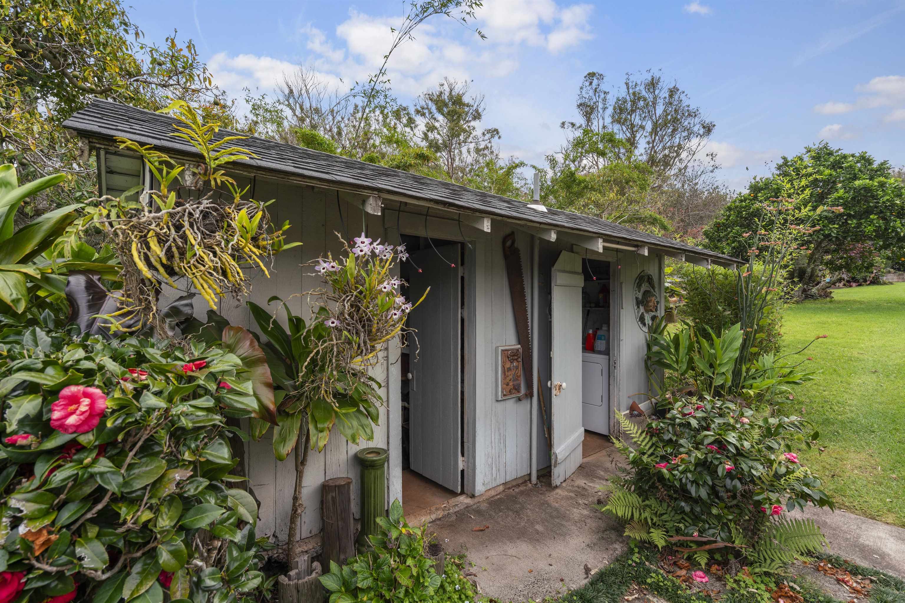 1423 Olinda Rd