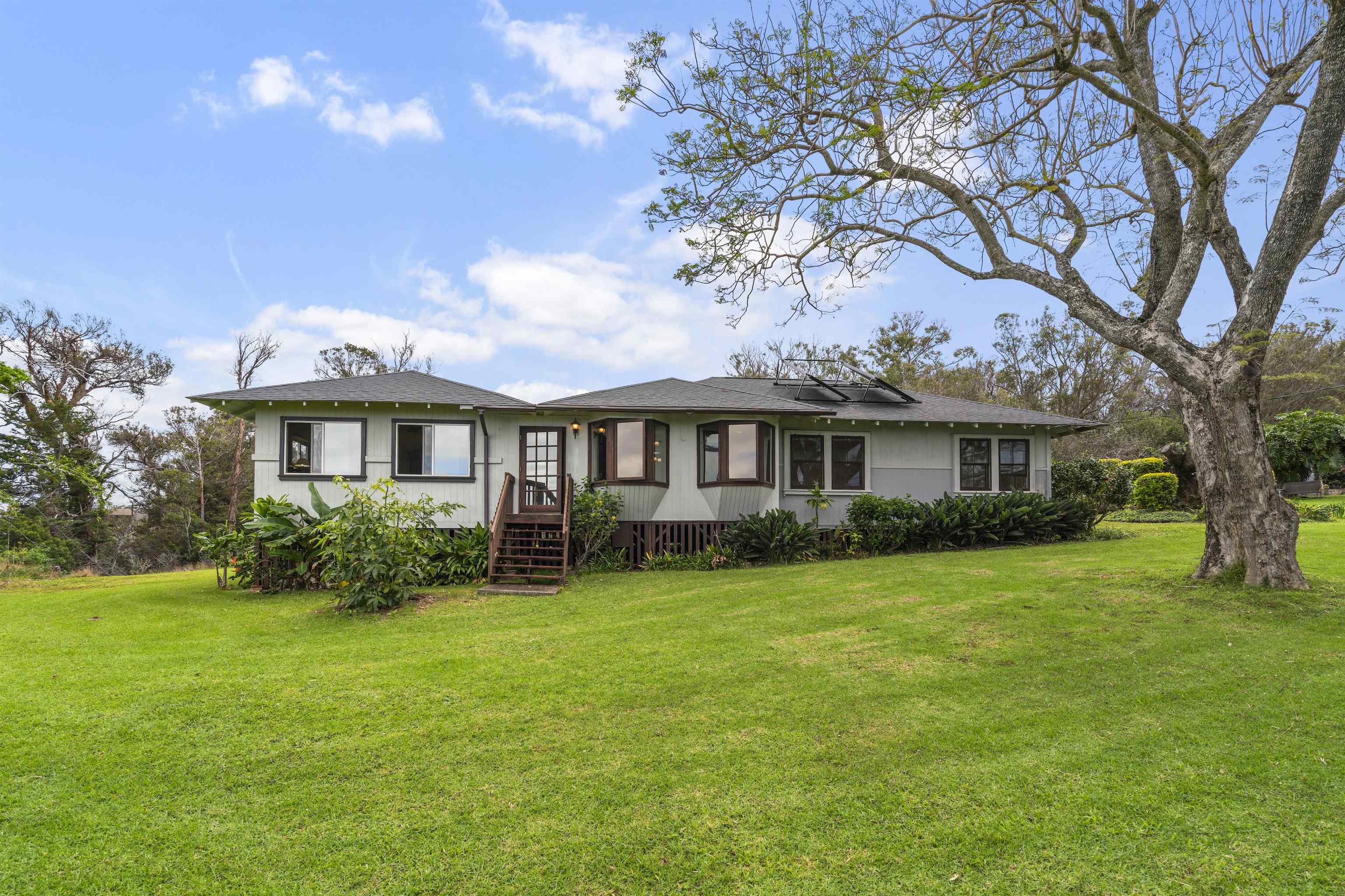 1423 Olinda Rd