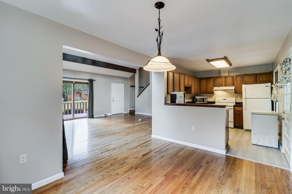 6635 HORSESHOE DRIVE