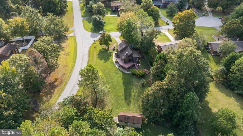 6635 HORSESHOE DRIVE