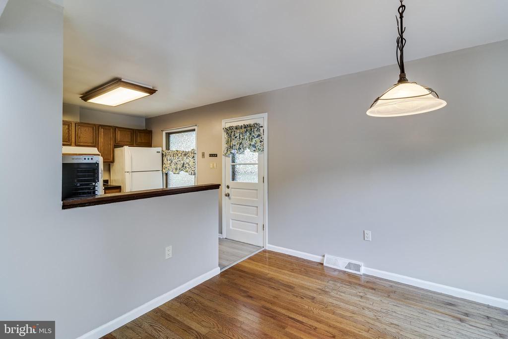 6635 HORSESHOE DRIVE