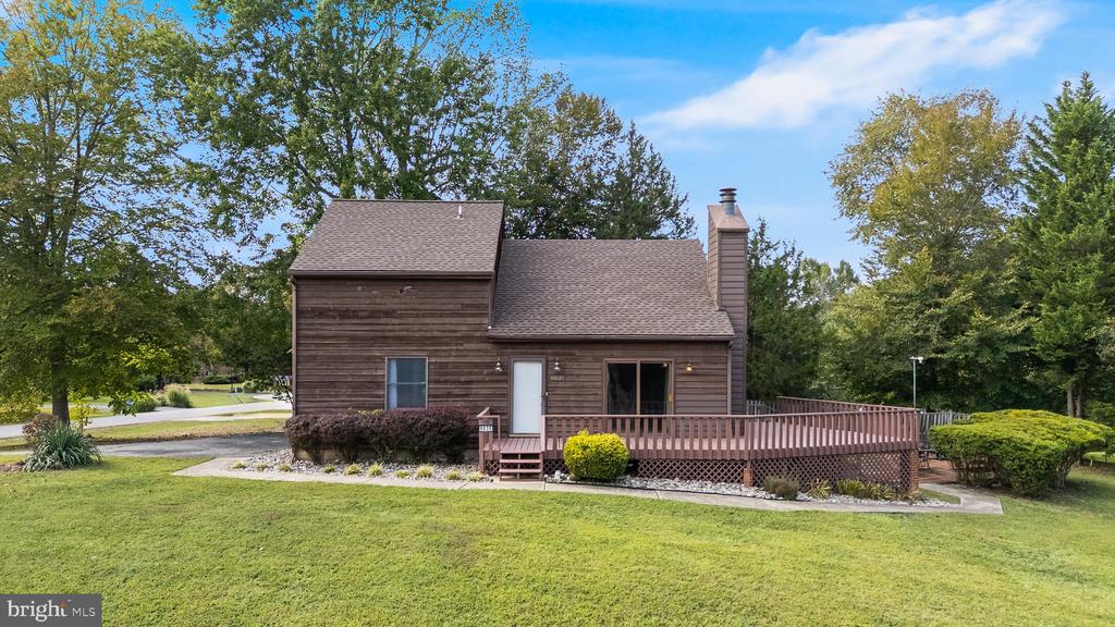 6635 HORSESHOE DRIVE