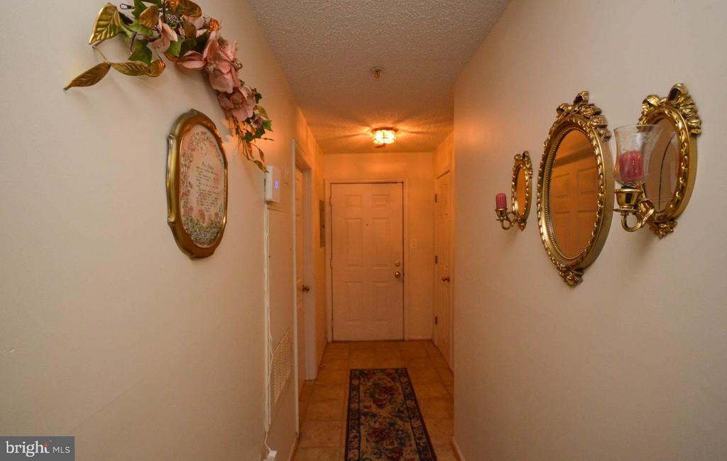 14100 FARNSWORTH LANE Unit: 2103