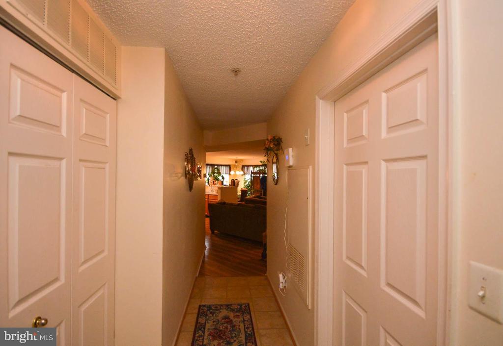14100 FARNSWORTH LANE Unit: 2103