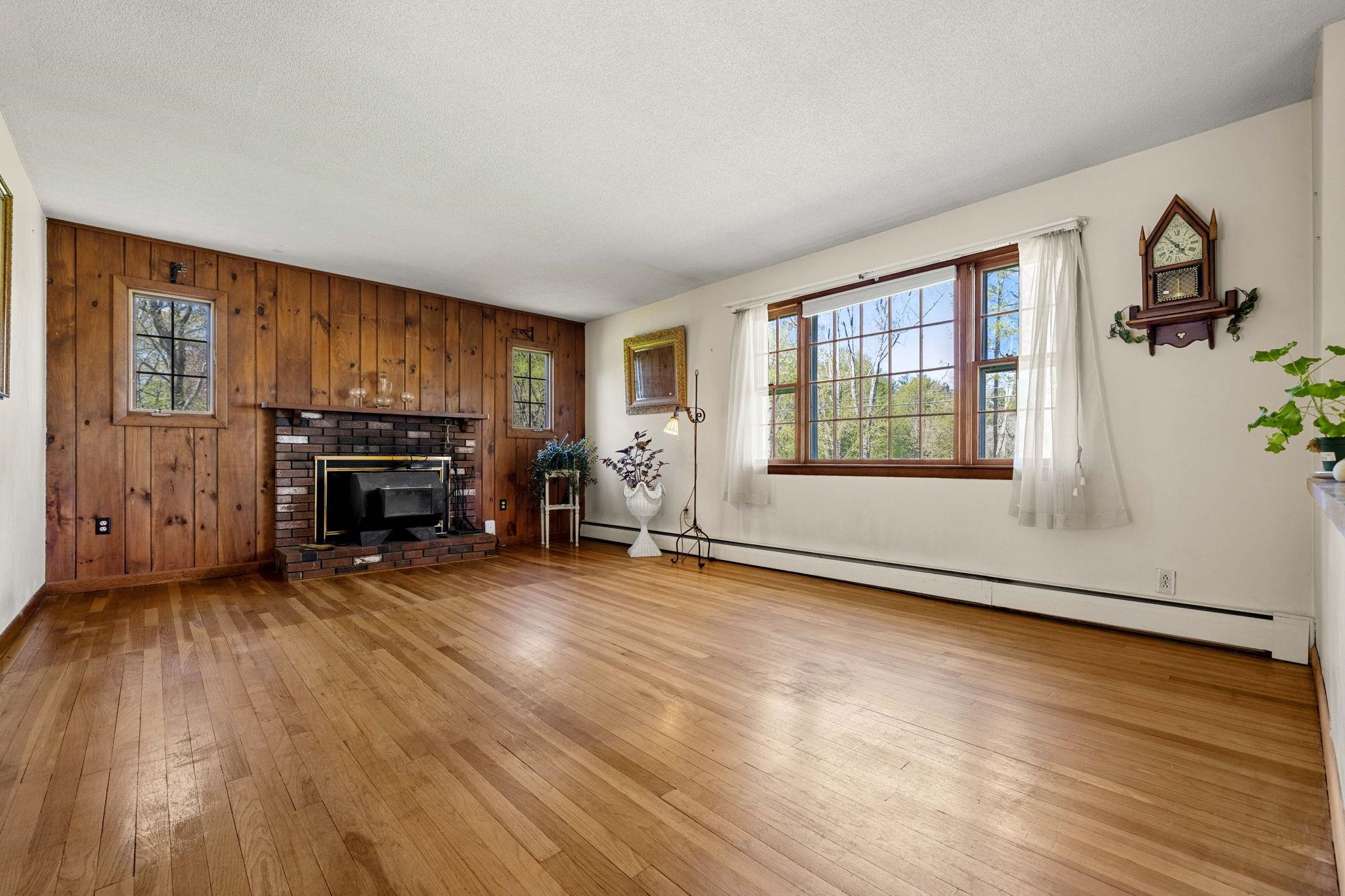 58 Willow Rd. Road