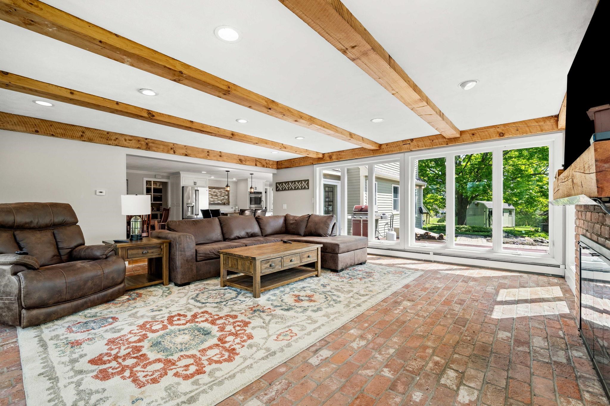 15 Prescott Lane