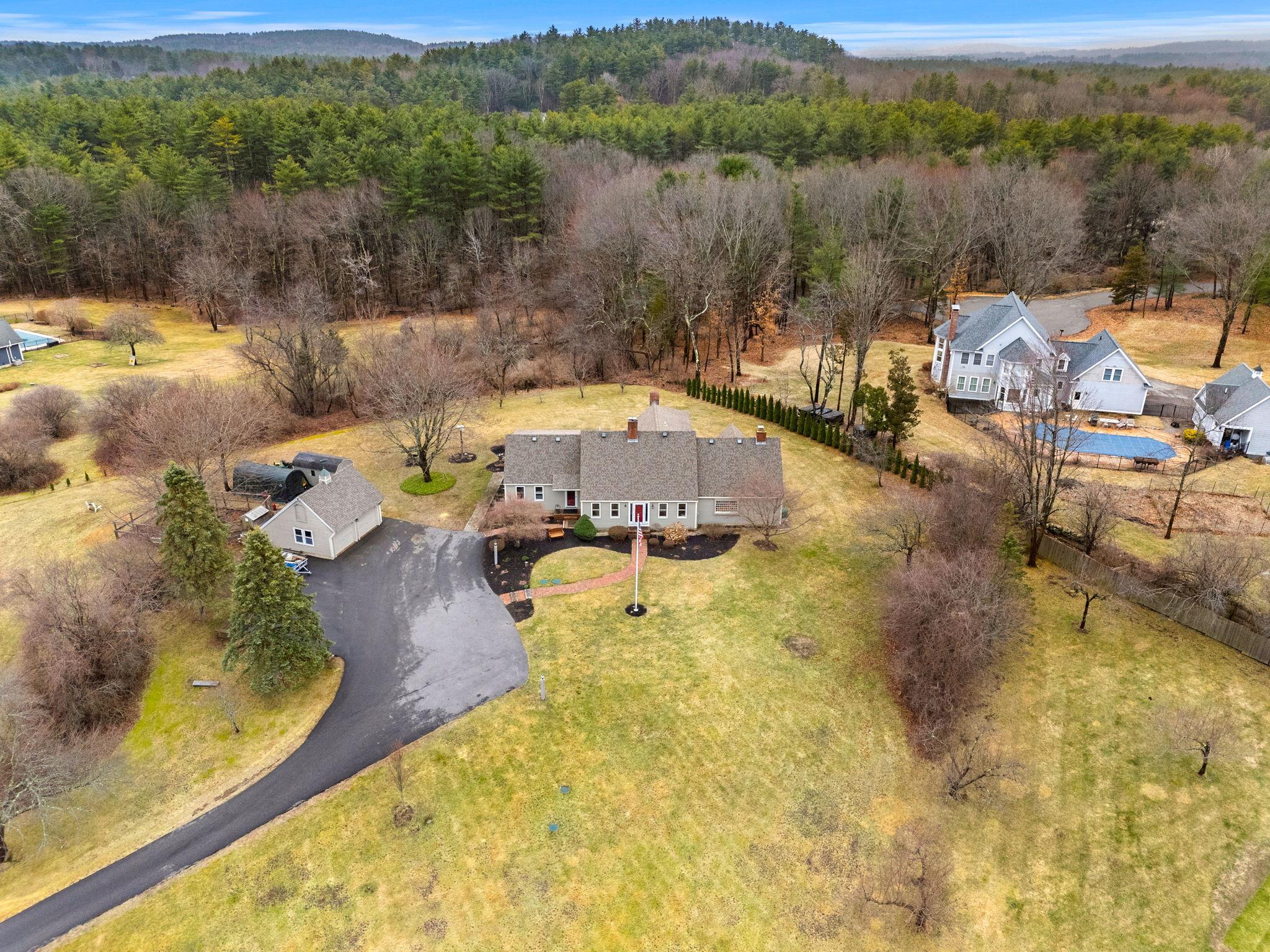 15 Prescott Lane