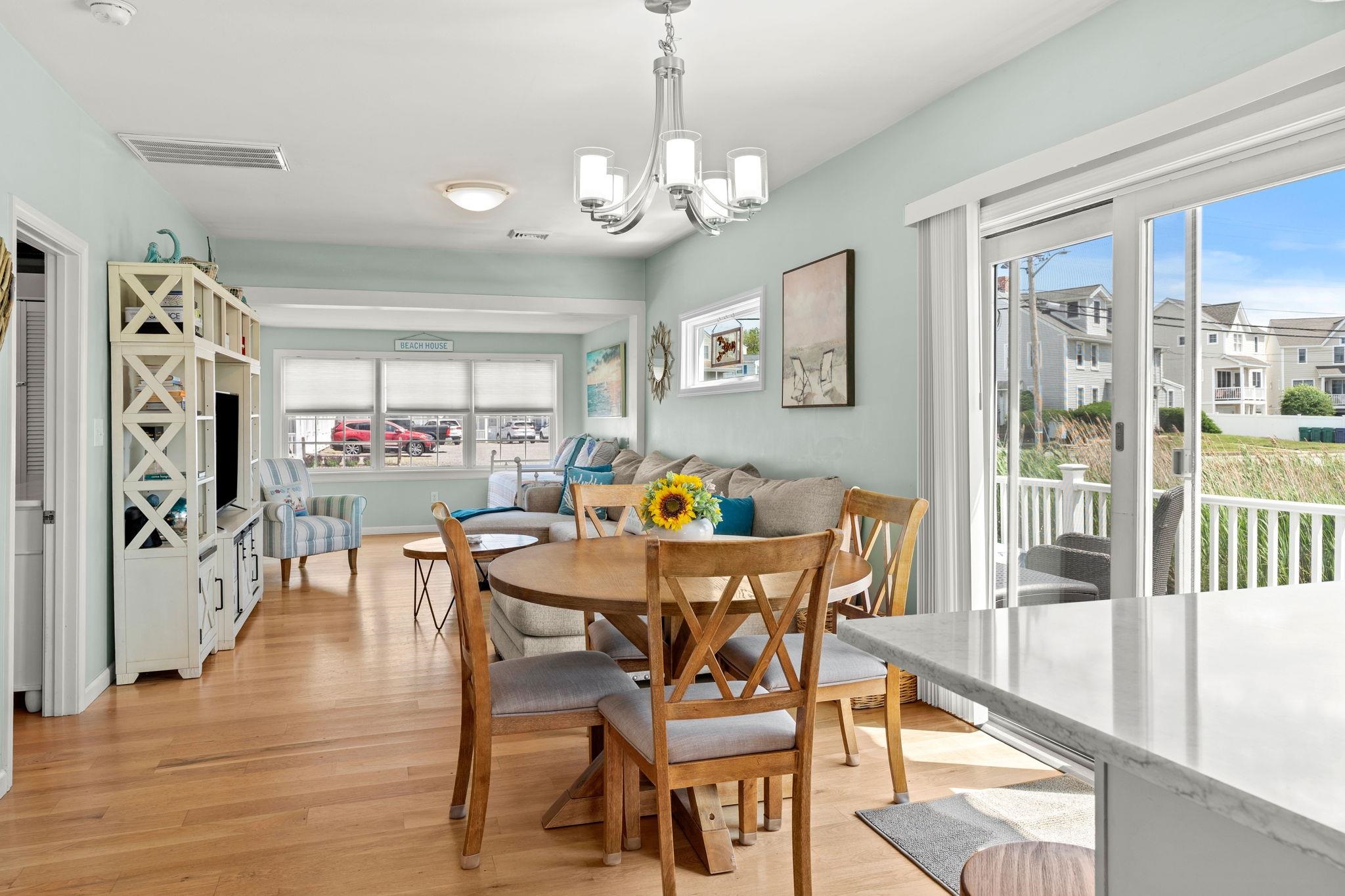 527 Ocean Boulevard