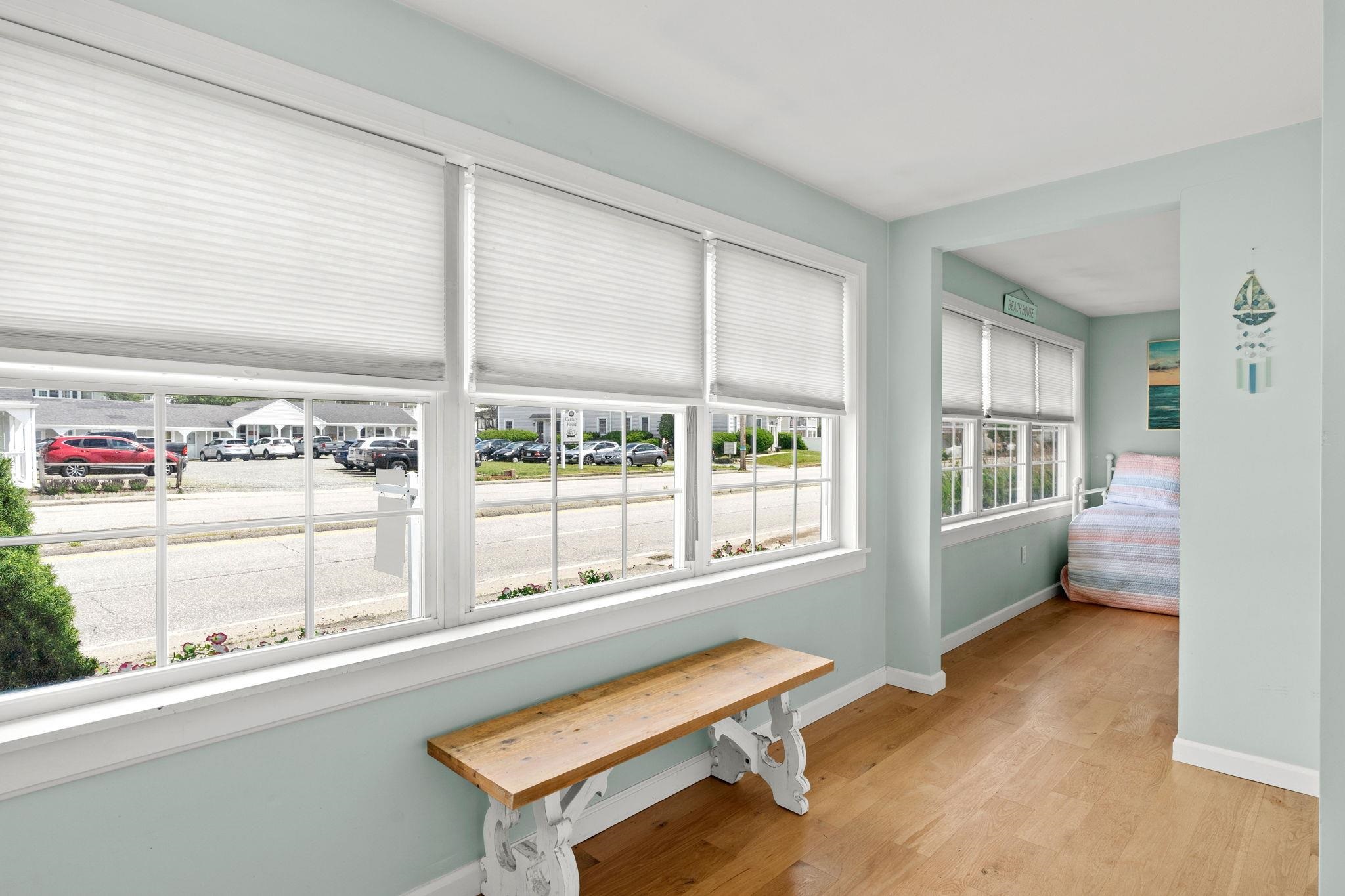 527 Ocean Boulevard