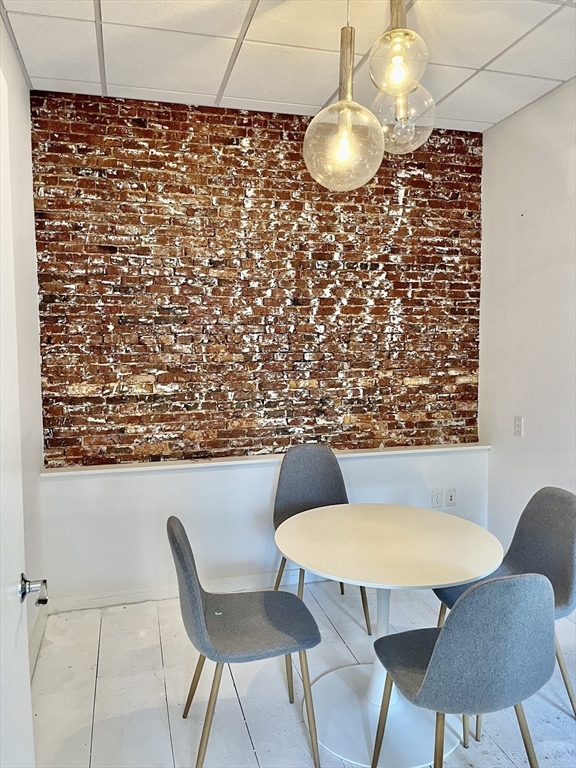 11 Market Square Unit: 10