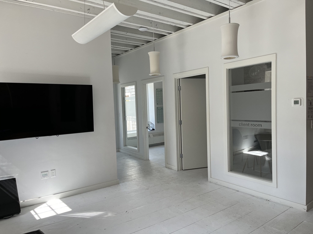 11 Market Square Unit: 10