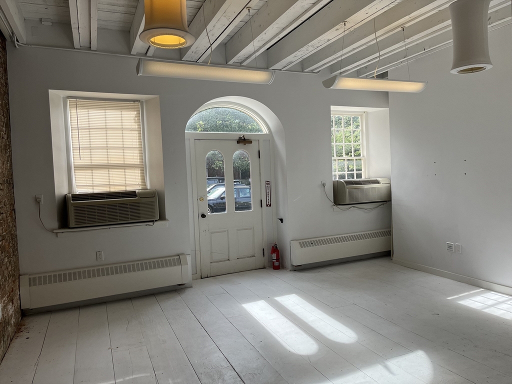11 Market Square Unit: 10