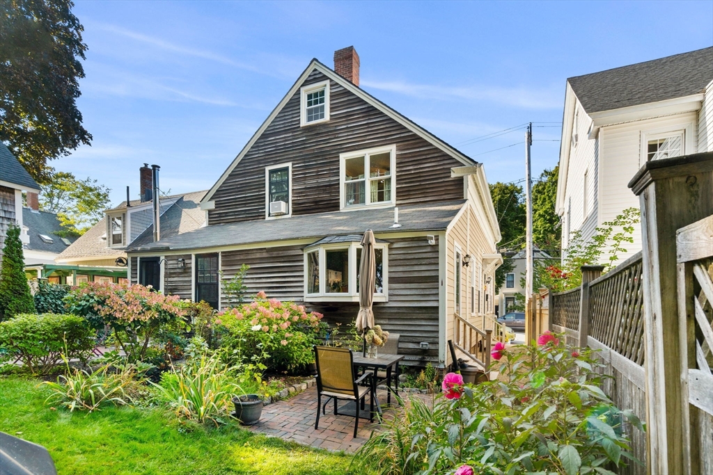 25 Oakland St # 25