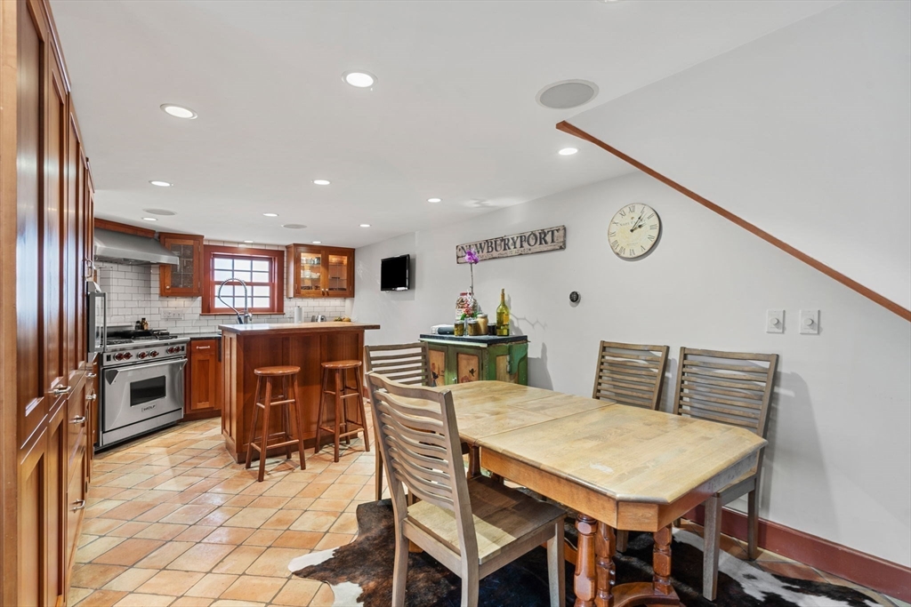 164 Water Street # 164