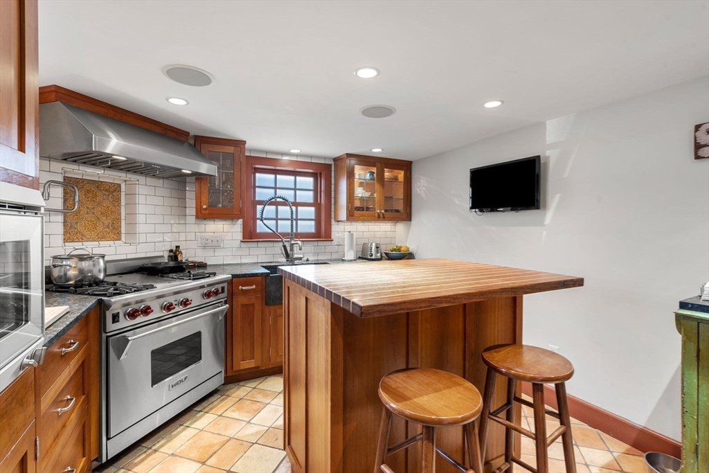 164 Water Street # 164