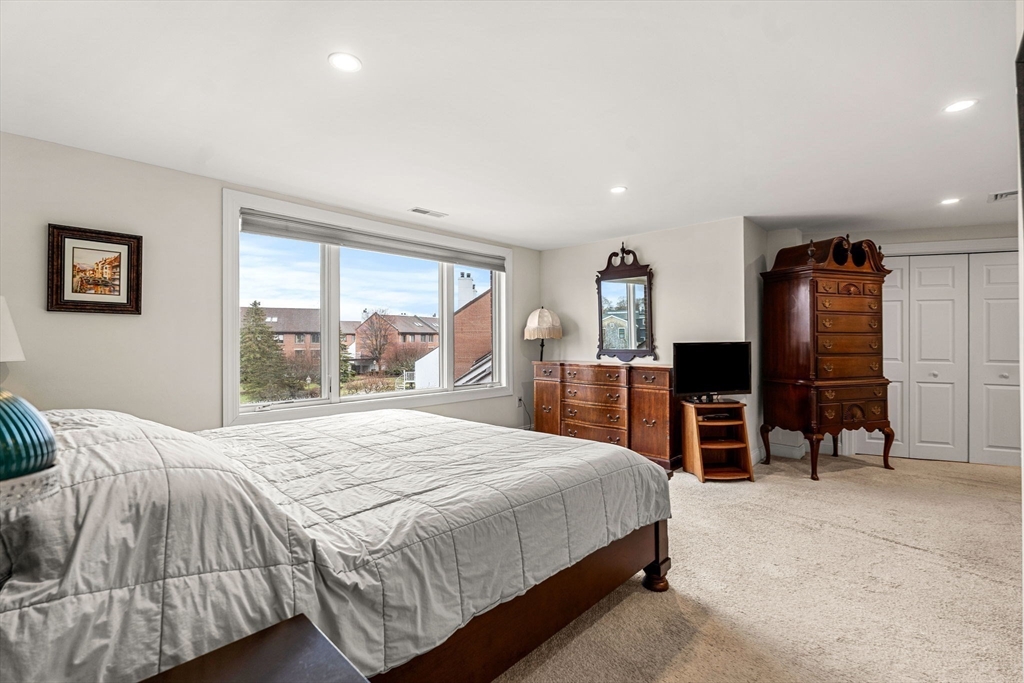 126 Merrimac # 9