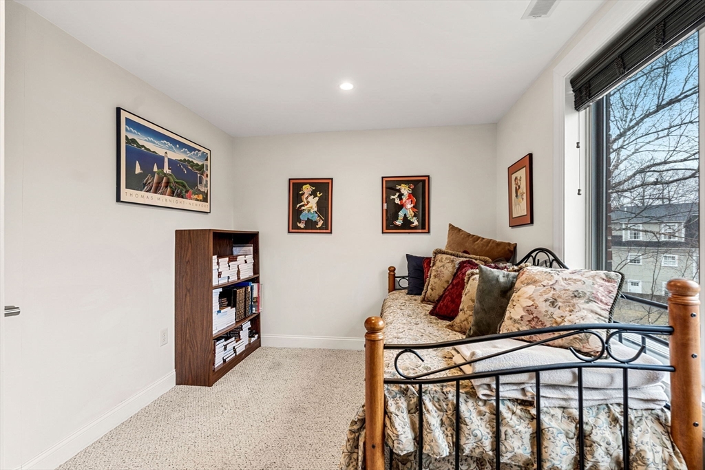 126 Merrimac # 9