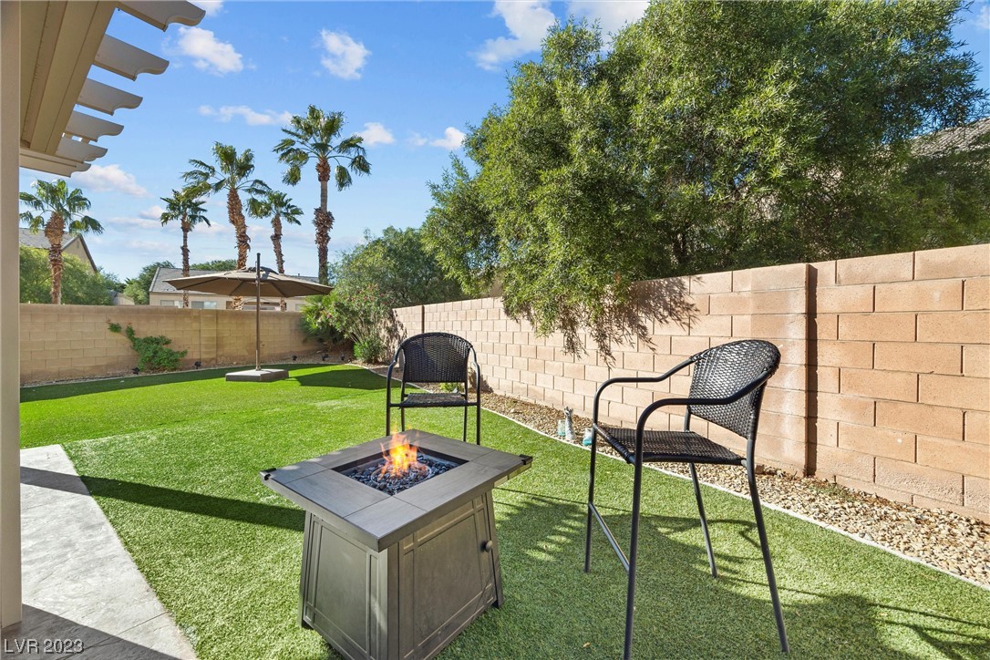 8128 Walnut Roast Way