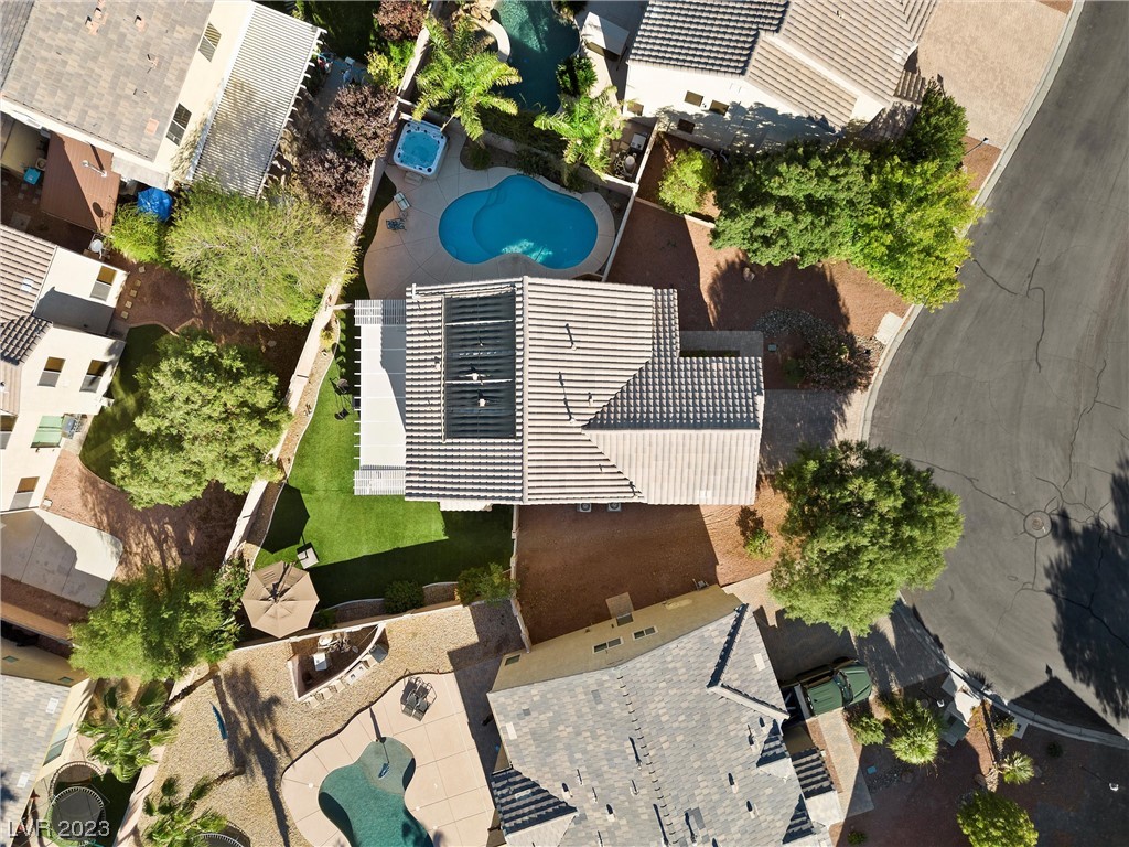 8128 Walnut Roast Way