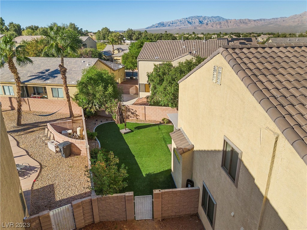 8128 Walnut Roast Way