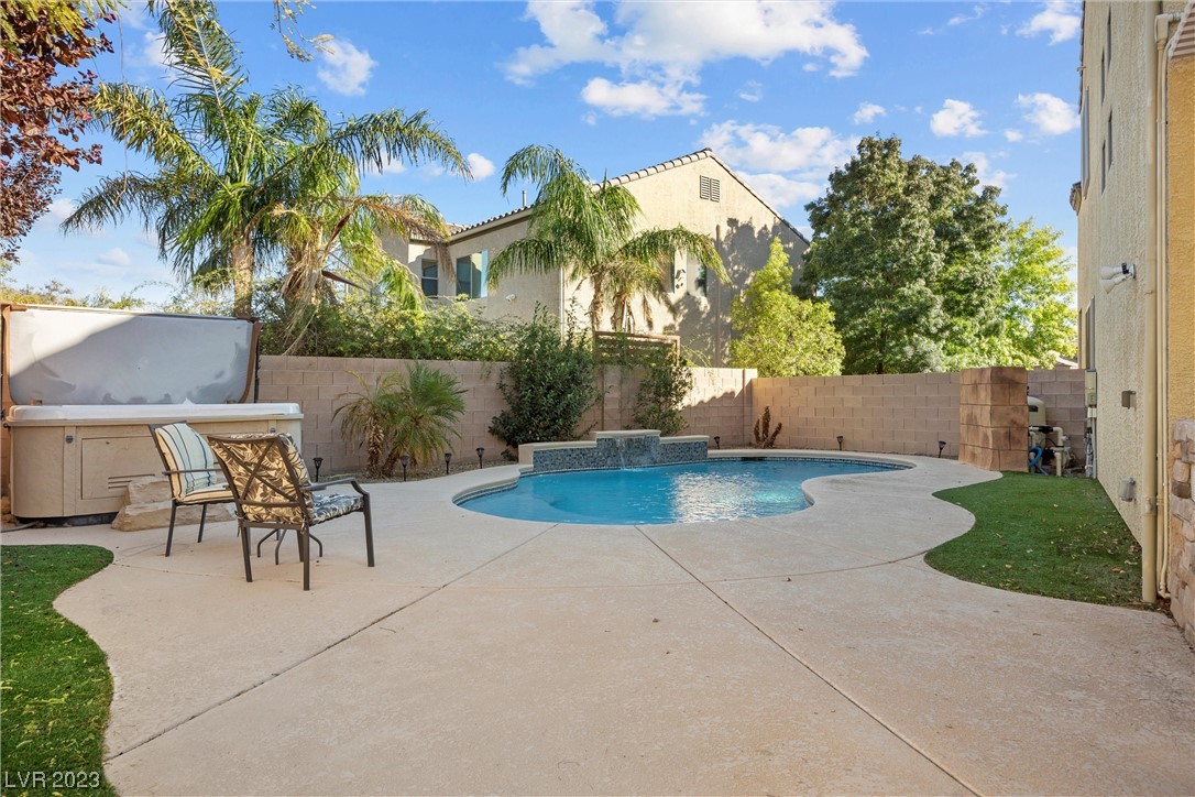 8128 Walnut Roast Way