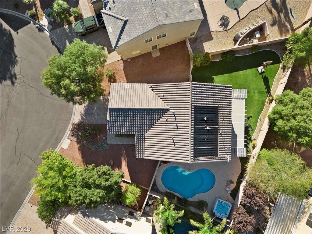 8128 Walnut Roast Way