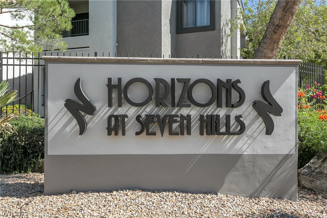 950 Seven Hills Drive 1016