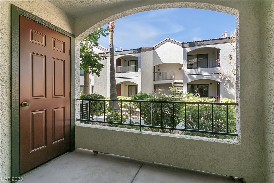 950 Seven Hills Drive 1016