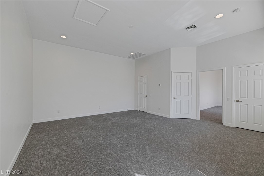 2204 Versailles Court