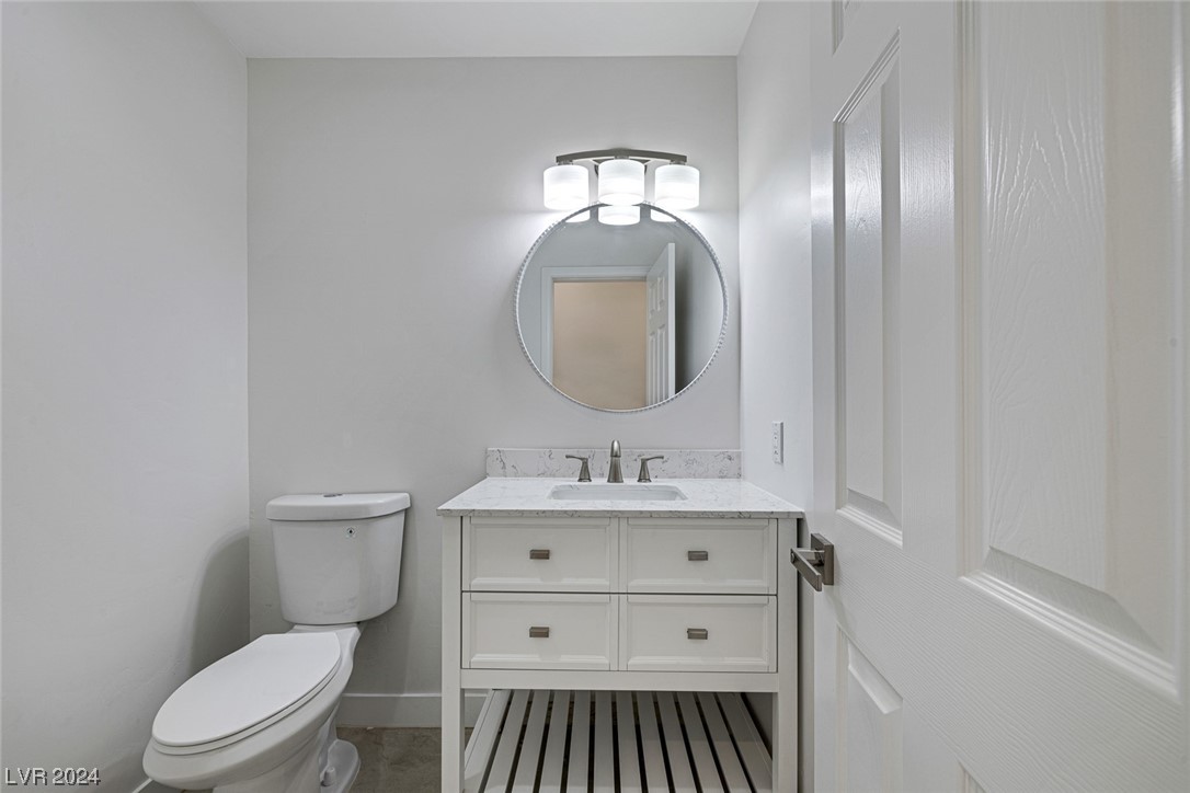 2204 Versailles Court