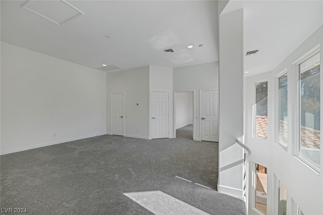 2204 Versailles Court