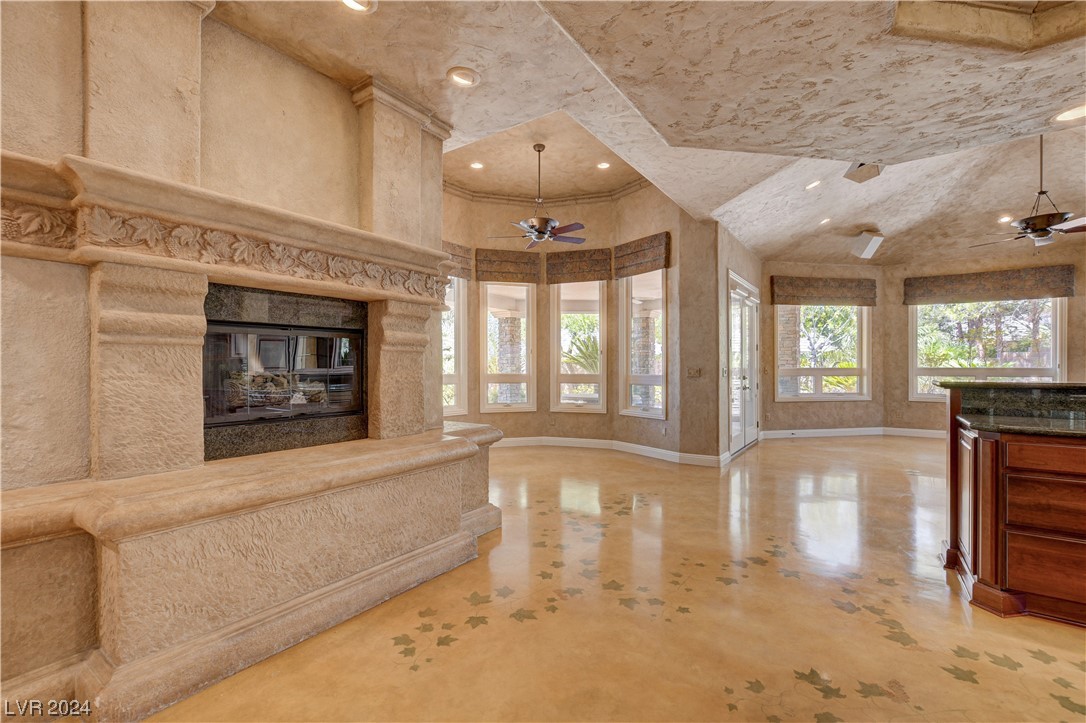 9625 Grand Isle Lane