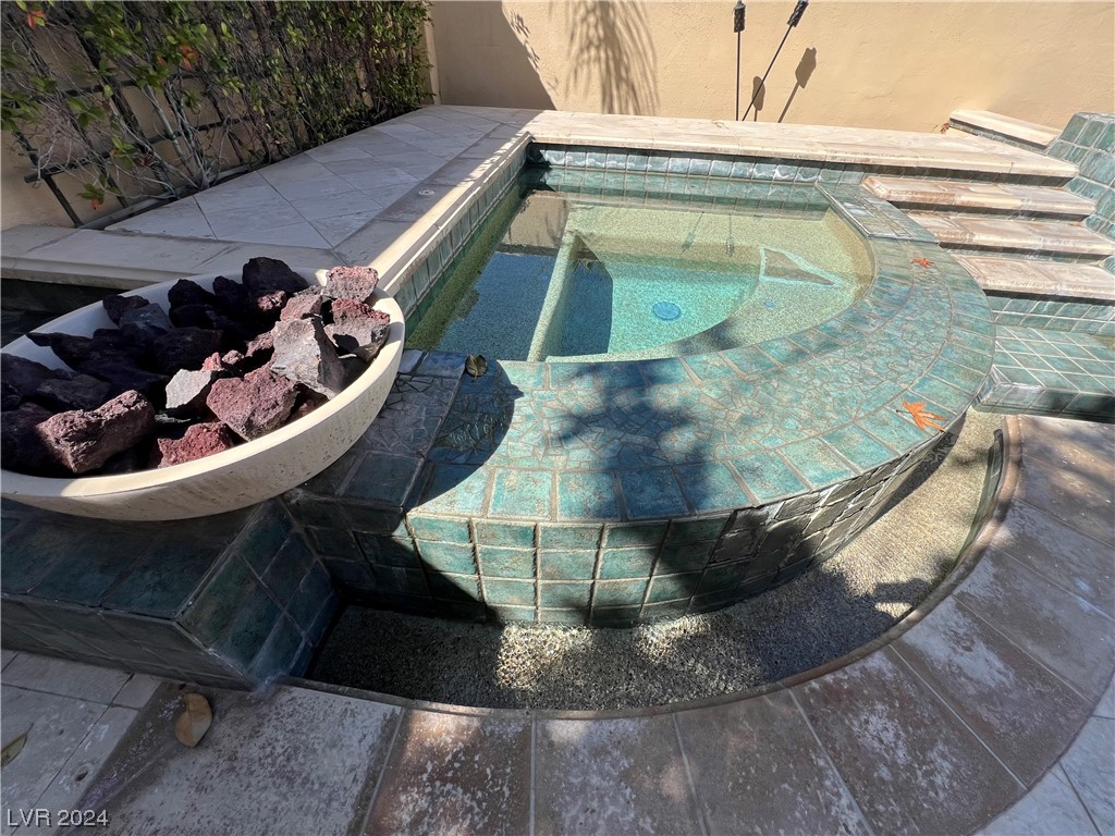 2064 Jupiter Hills Lane