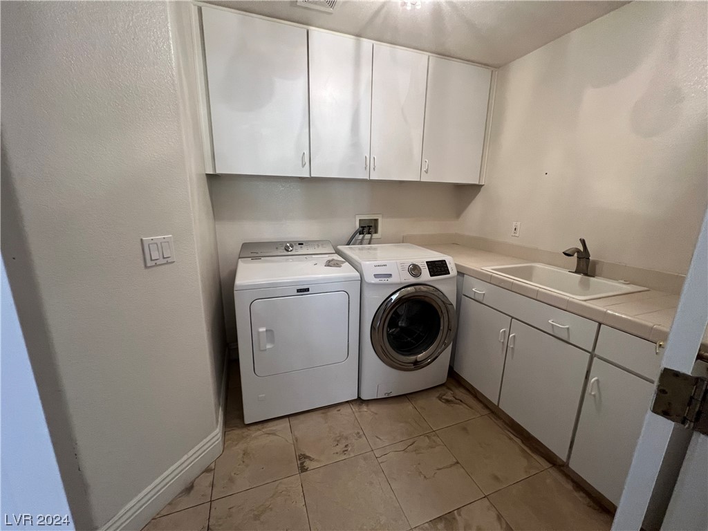 2064 Jupiter Hills Lane