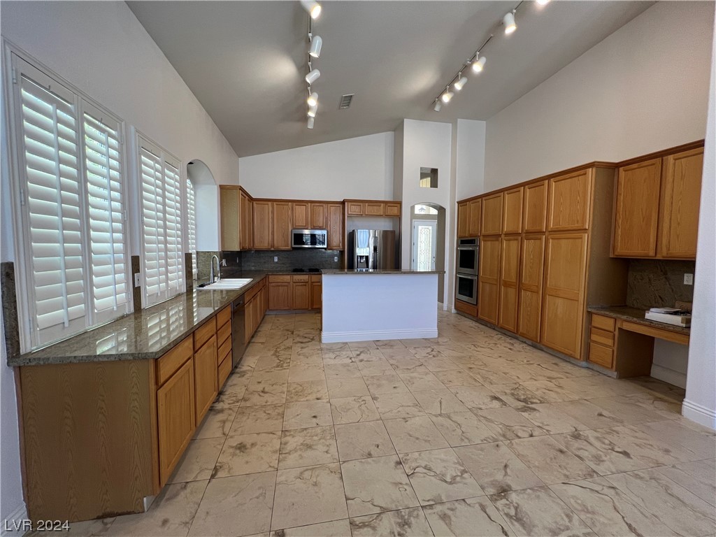 2064 Jupiter Hills Lane