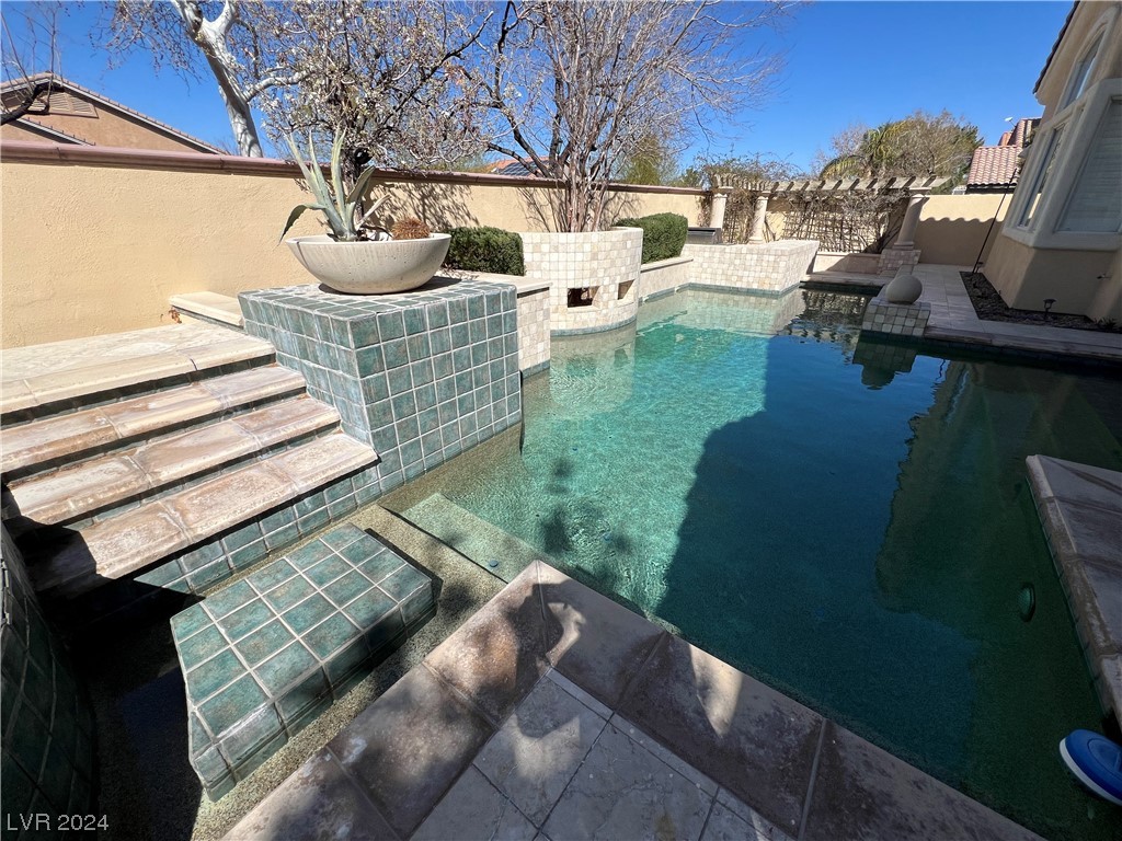 2064 Jupiter Hills Lane