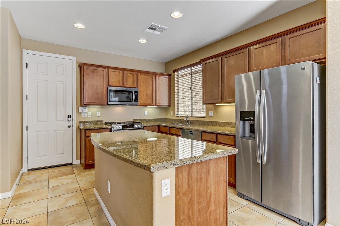 2310 Malaga Peak Street