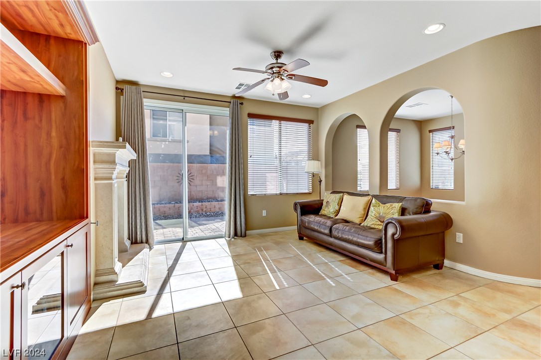 2310 Malaga Peak Street