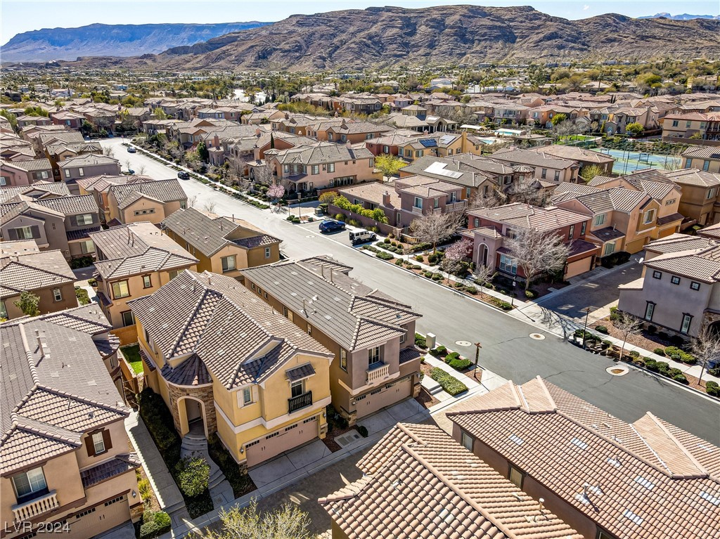 2310 Malaga Peak Street