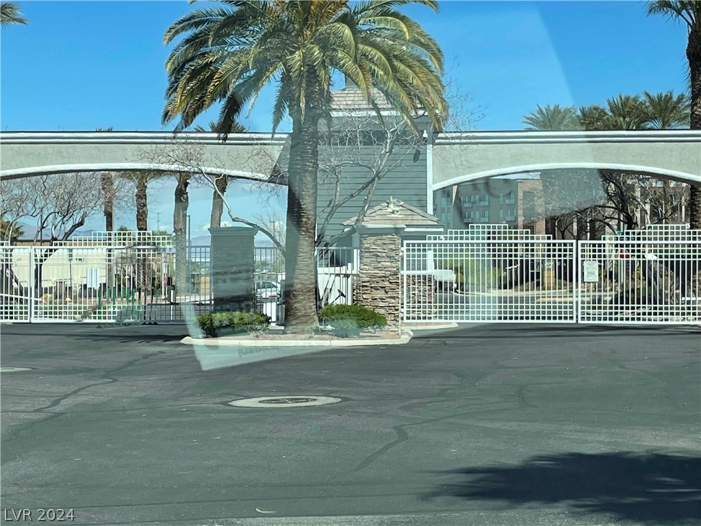 252 Homesteader Court